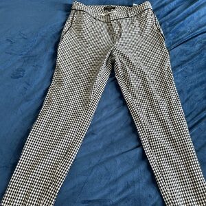 Banana Republic Sloan Black and White Dress Pants with Houndstooth Pattern